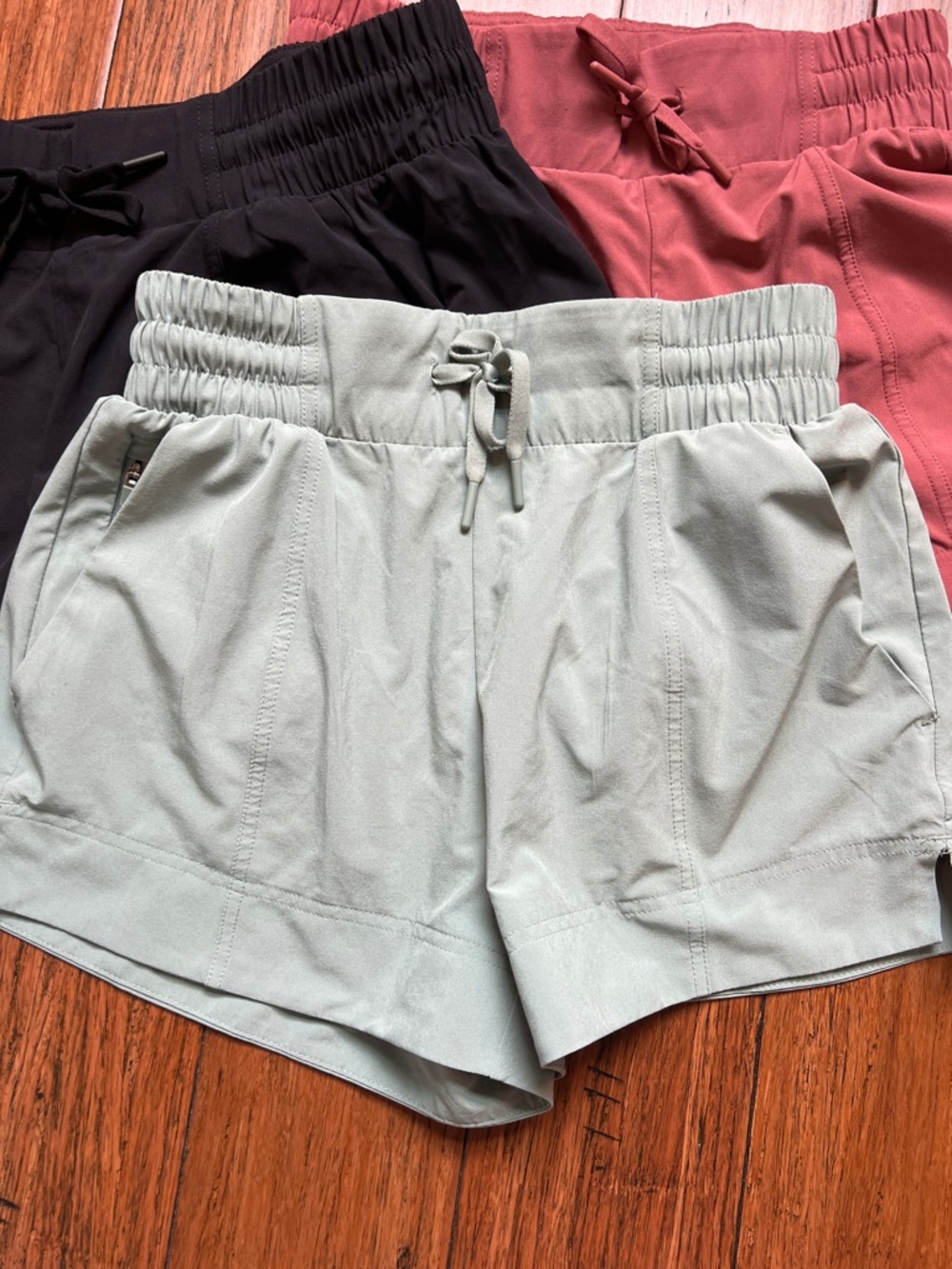 Women’s All in Motion 3 Pack Athletic Shorts size XS - Picture 2 of 7